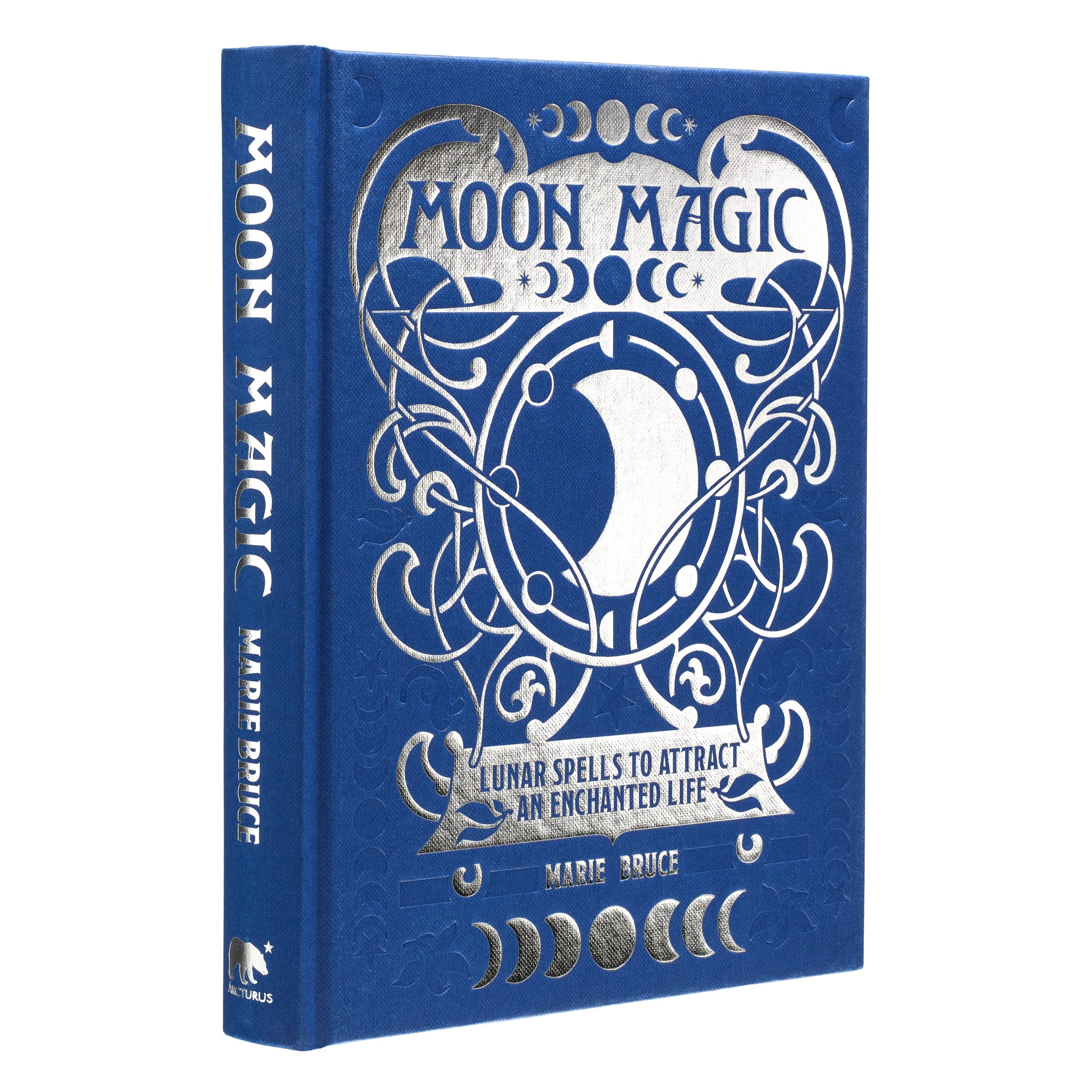 9781398838567 Moon Magic